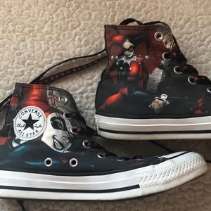 Harley Quinn Converse
